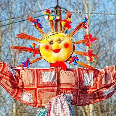 Масленица идет, блин да мед несет